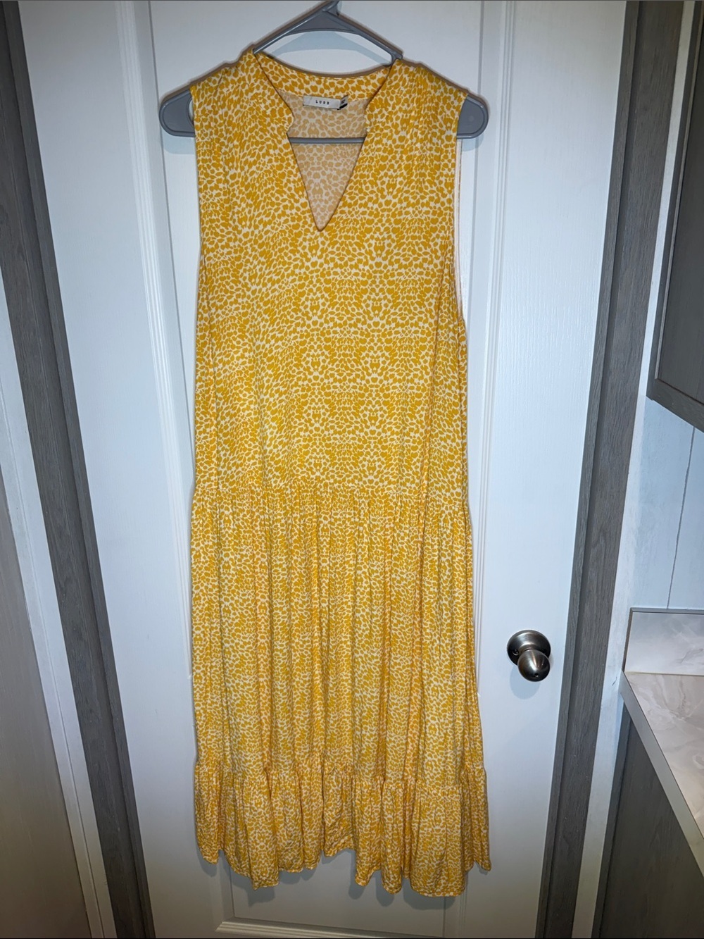Lush Yellow Printed Sleeveless V-Neck Tiered Maxi Dress, Size Large